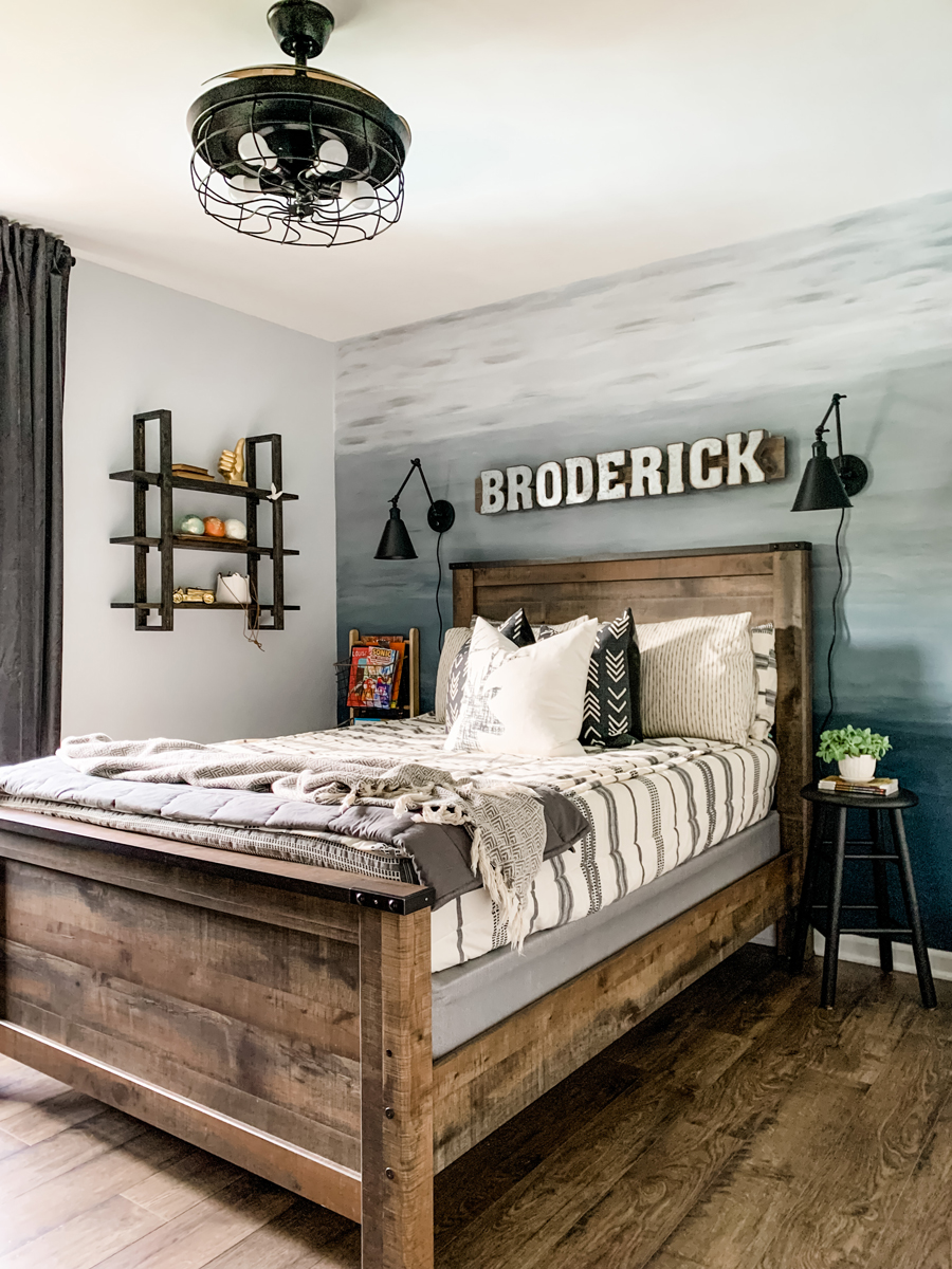 transitional bedroom for a boy with ombre blue wall