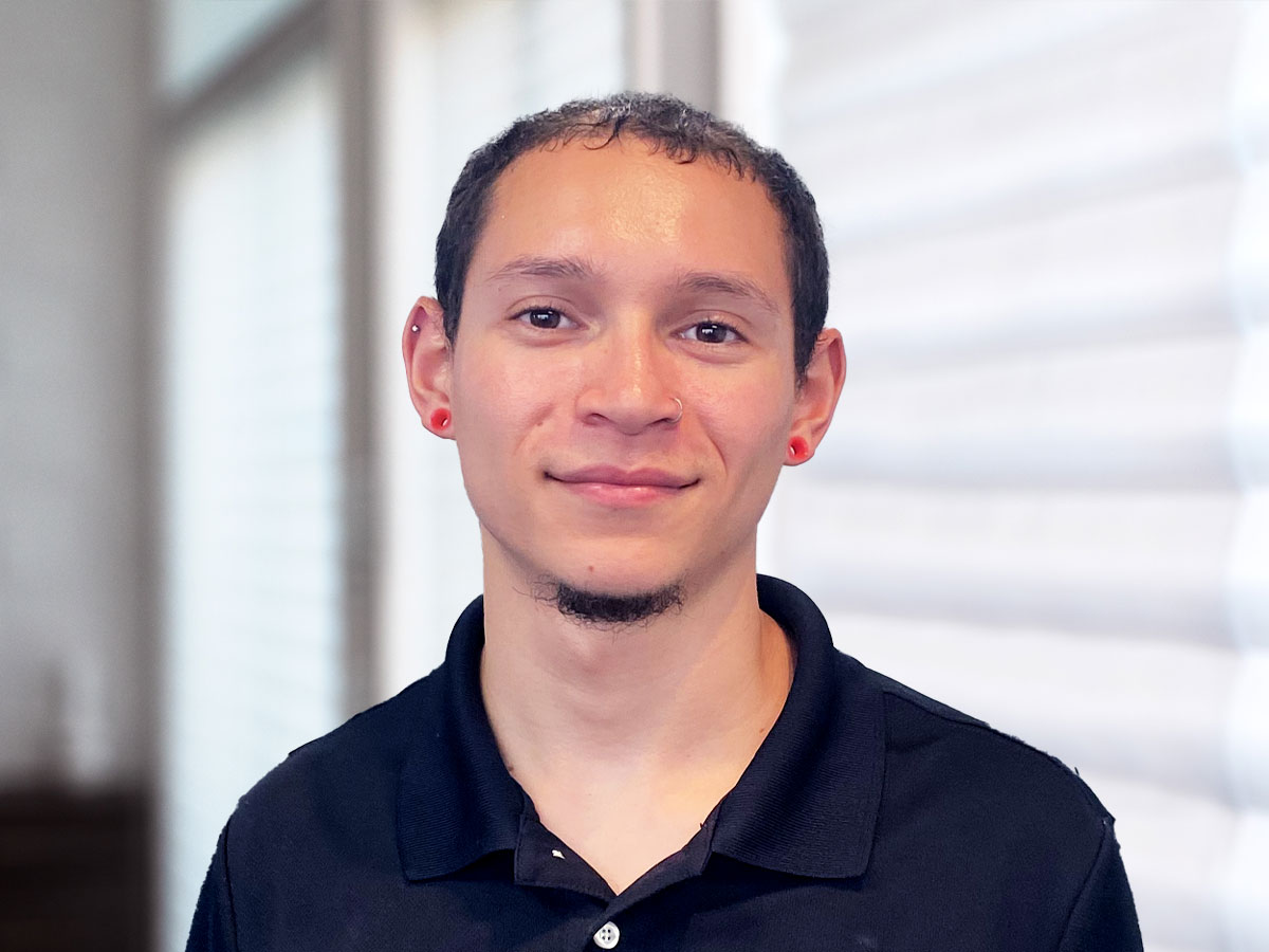 skyline window coverings team member luis