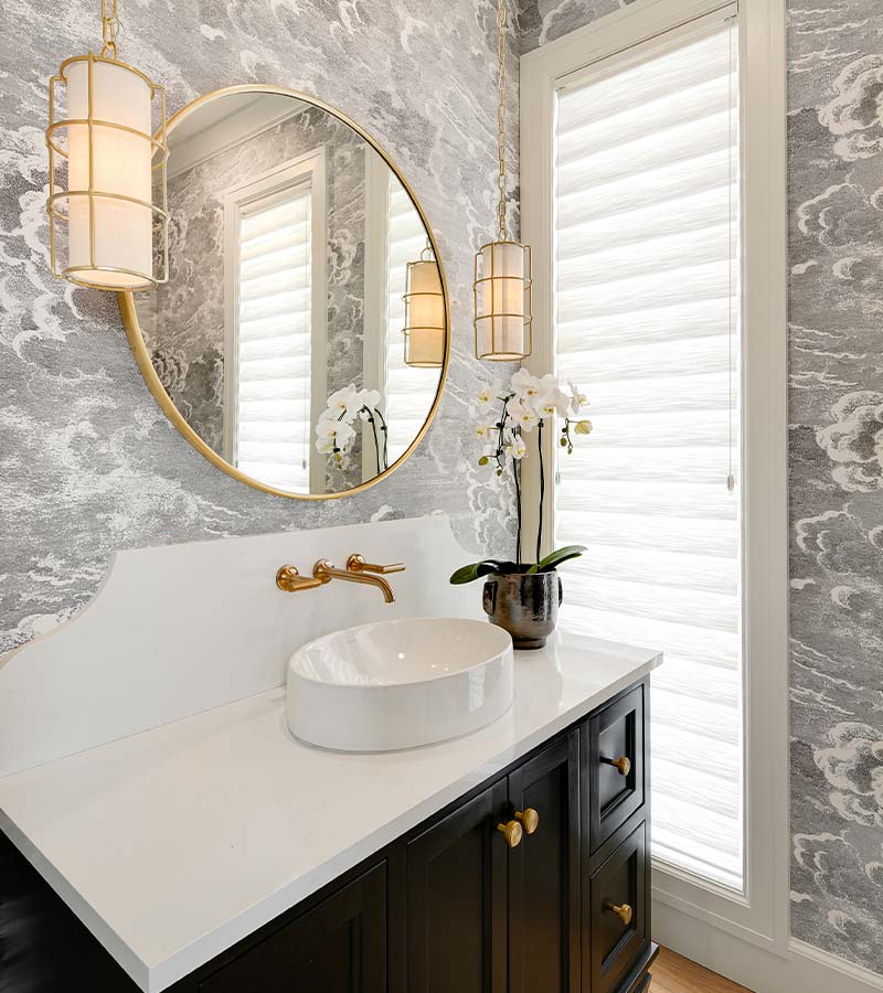 affinity-homes-design-portland-pirouette-window-treatments-hunter-douglas-skyline-window-coverings Portland bathroom with white roman shades for light filtering and privacy